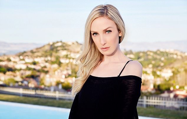 “我是自己的双胞胎”！美女模特竟是“嵌合体人” 拥有两套DNA