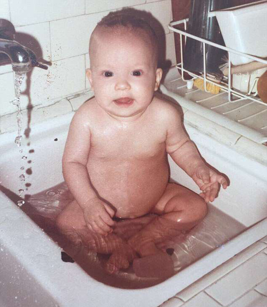 “我是自己的双胞胎”！美女模特竟是“嵌合体人” 拥有两套DNA