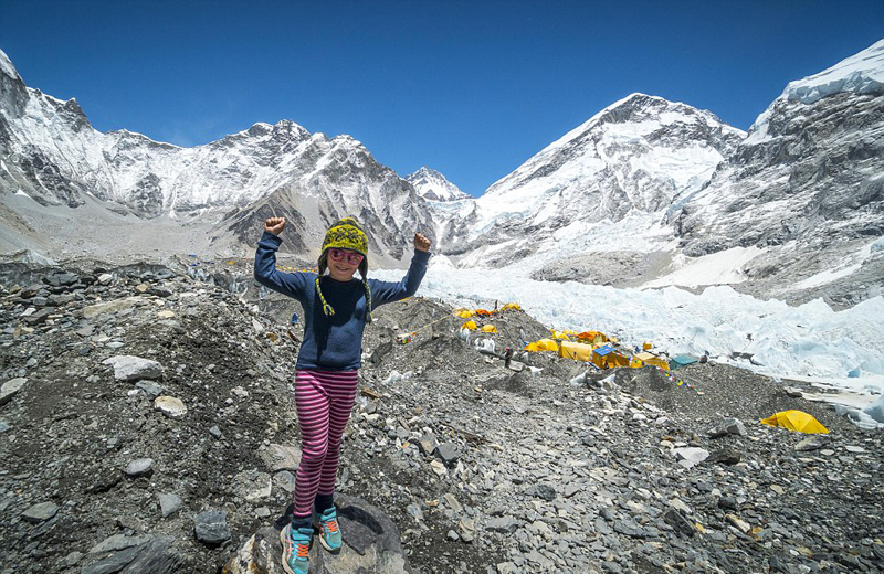 赞！澳6岁女童历时19天登顶珠峰创世界纪录