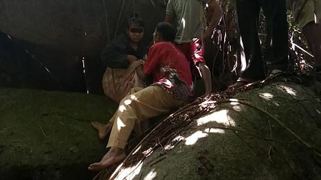 愤怒！印尼一巫师诱拐12岁女孩当性奴 被关洞穴15年