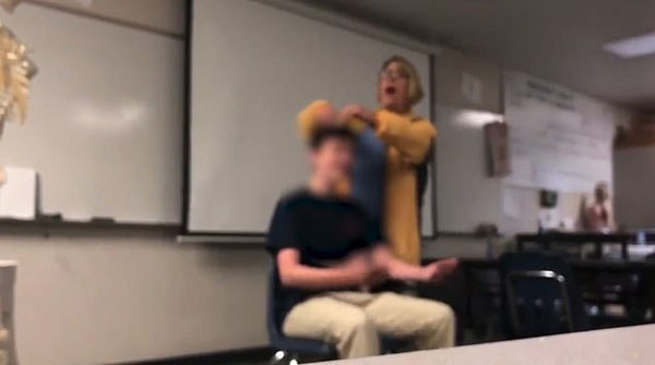 美高中女教师课堂上强行给学生剪发被逮捕