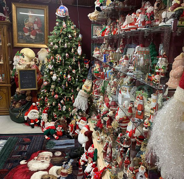 美夫妇开放住所向公众展示6000件圣诞收藏品
