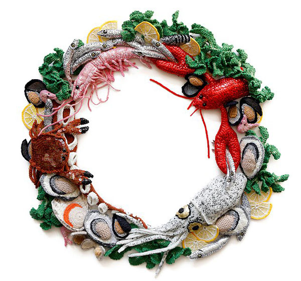 眼馋skr！英艺术家用羊毛织出精美圣诞大餐