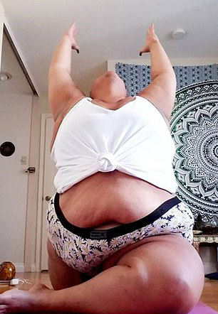 美肥胖女子上瑜伽课被忽视 自学逆袭成瑜伽教练