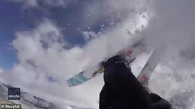 美国滑雪者摔倒触发雪崩被活埋 尖叫引来救援者