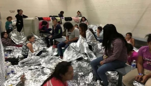 美国土安全部公布移民拘留中心照片 人满为患令人震惊